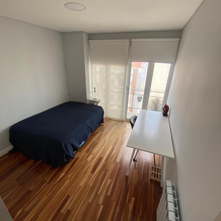 Departamento zona centro - Three-Bedroom Apartment - 6