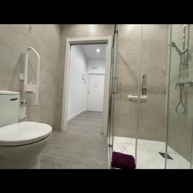 Estudios Nuevos Madrid Centro - Habitación adaptada para personas con movilidad reducida - Cama grande - 5