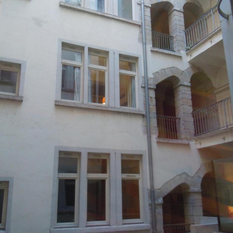 Appartement à 3 min des Jacobins - Appartement 1 Chambre - 17