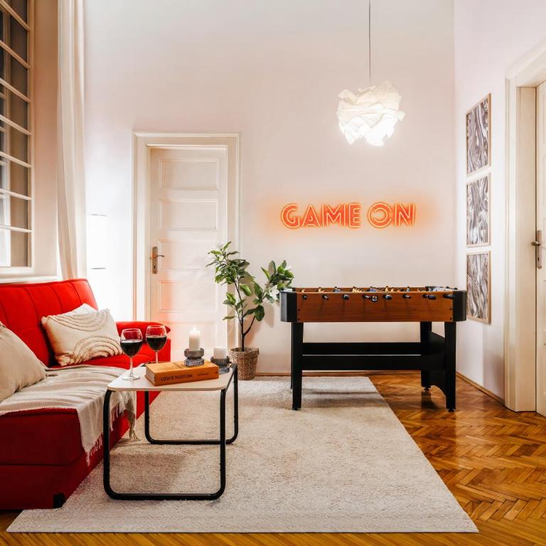 Inspiration Source with Balcony Old Town - Three-Bedroom Apartment with Balcony - 16
