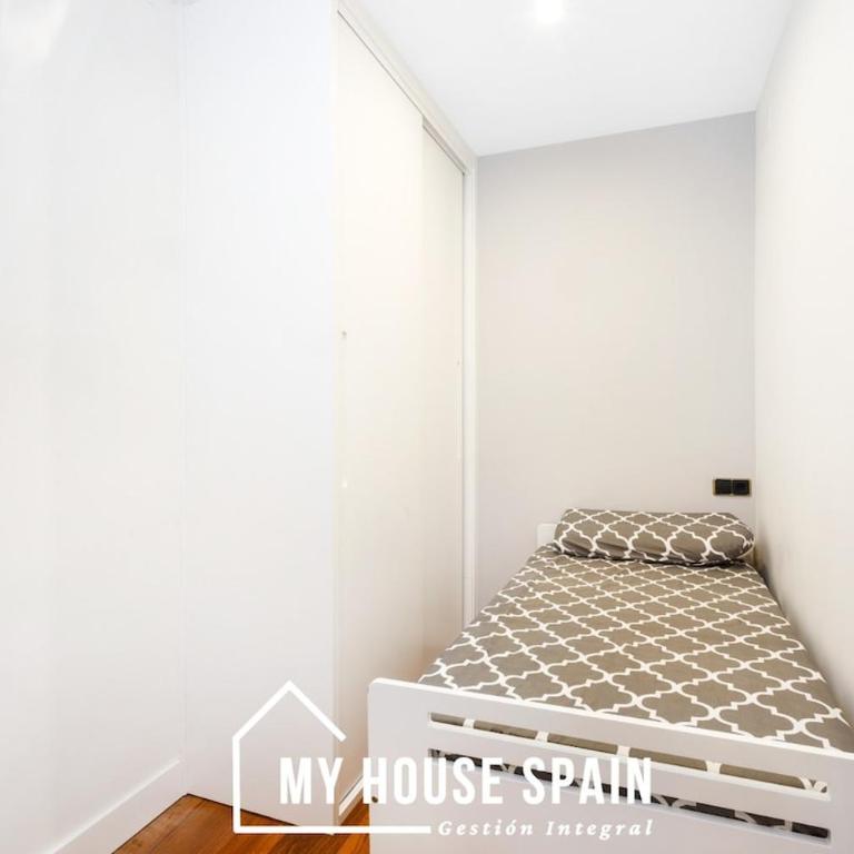 MyHouseSpain - Amplio y cómodo apartamento - Apartamento - 2