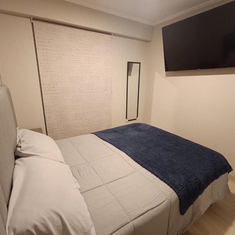 Comfortable apartment in Parque la Reserva - One-Bedroom Apartment - 5