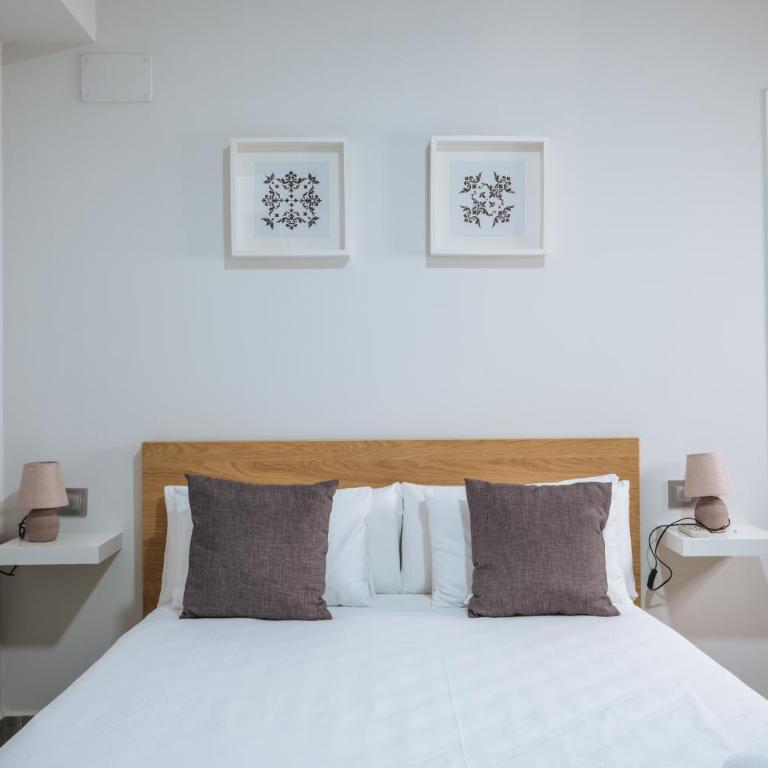Apartamentos Trinidad - Two-Bedroom Apartment with Balcony - 10