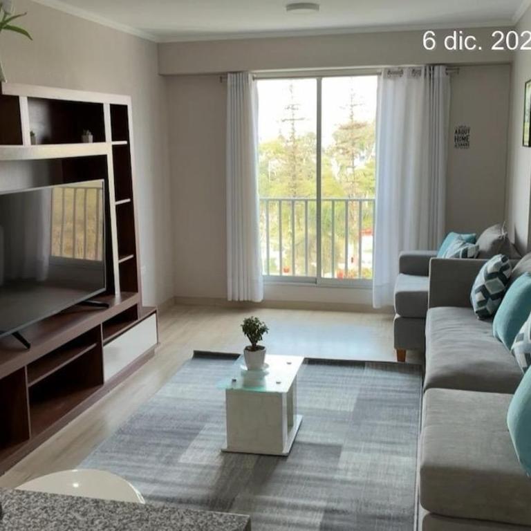 Cozy apartment overlooking Parque de las Aguas - One-Bedroom Apartment - 4
