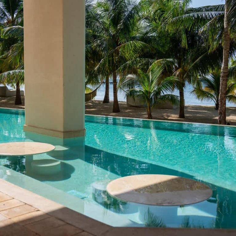 Modern Apt with Private Roof Garden & Pool - Apartment - 11