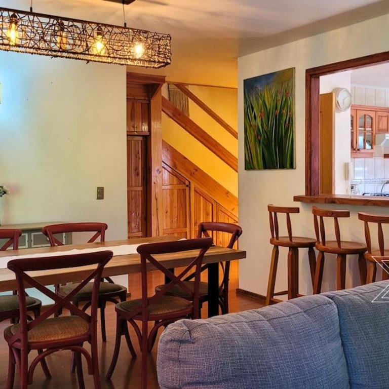 Amplia Casa Familiar en Condominio Privado - Three-Bedroom House - 17