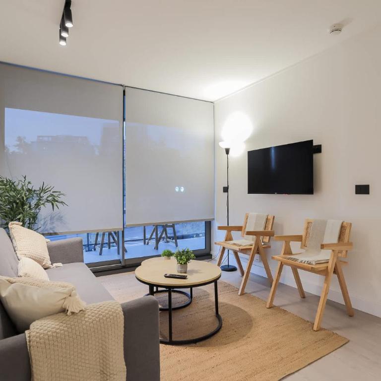 Comfort & Style 2BR Las Condes Apt perfect for 5 - Apartment - 17