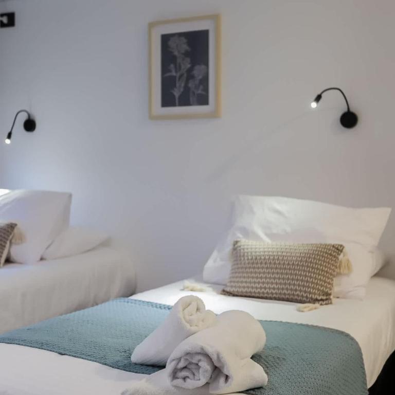 Comfort & Style 2BR Las Condes Apt perfect for 5 - Apartment - 20