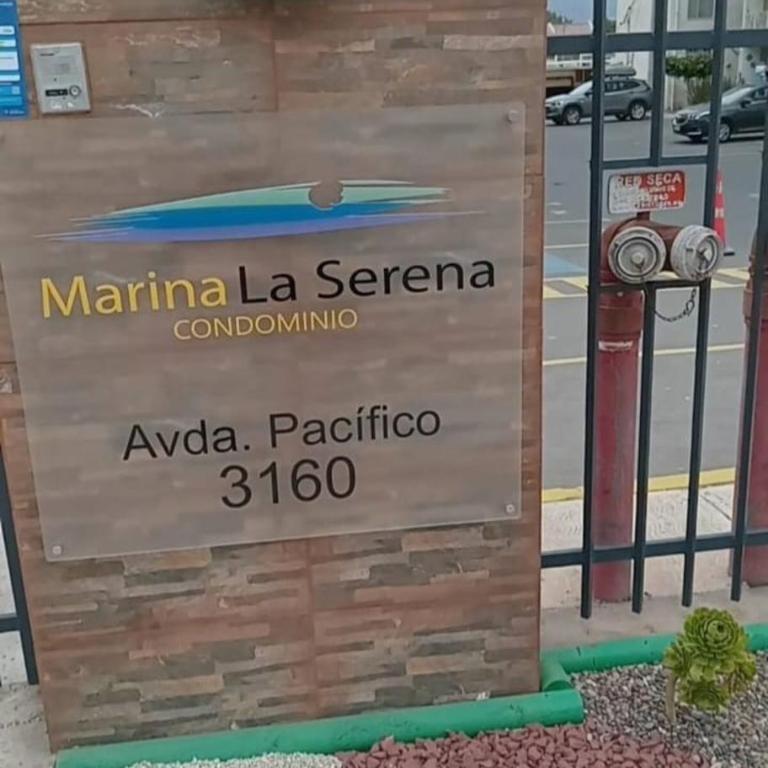 Departamento en Arriendo Turistas en La Serena en Segunda Linea cerca de pub comercio - restorán - Apartamento de 3 dormitorios - 1