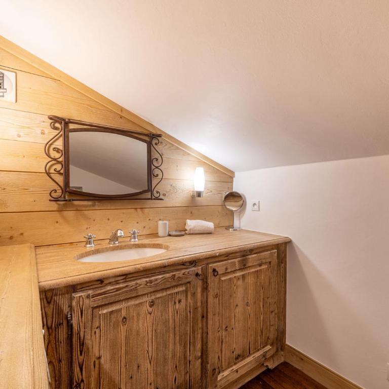 Duplex élégant, 8 pers., cheminée, Val-d'Isère, parking, WiFi - FR-1-694-440 - Apartment - 16
