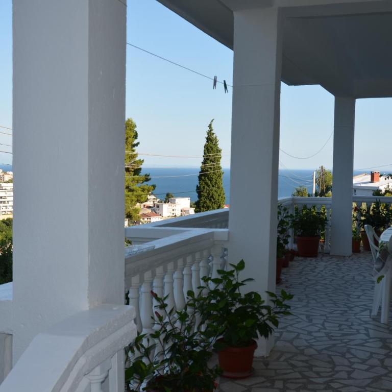 Apartment Dragovic - Apartment with Sea View - 10