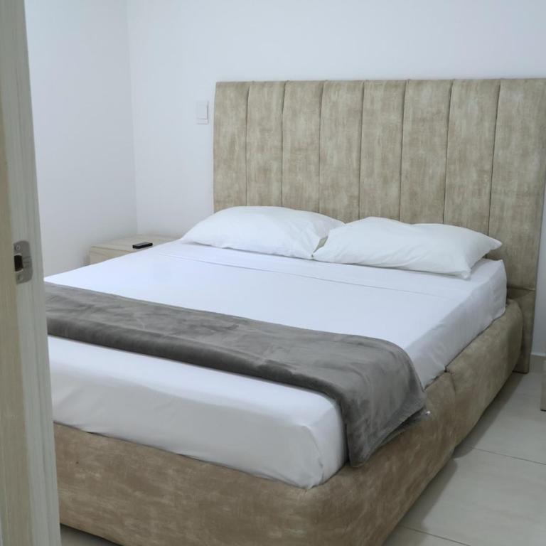 Ático - Armenia - Apartamento de 1 dormitorio - 1
