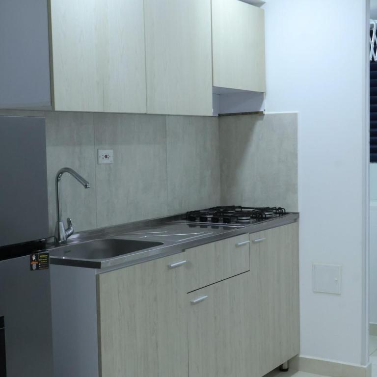 Ático - Armenia - Apartamento de 1 dormitorio - 3