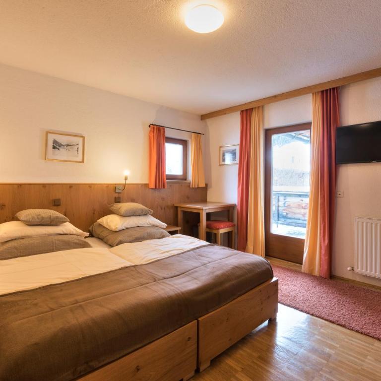 Haus Karl Murr - Doppelzimmer mit Balkon - 4