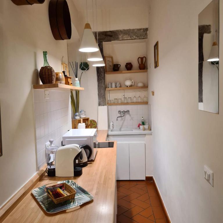 Green Chic Flat in Centre near the Train Station - Appartamento con 1 Camera da Letto - 7