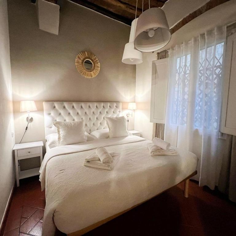 Green Chic Flat in Centre near the Train Station - Appartamento con 1 Camera da Letto - 11