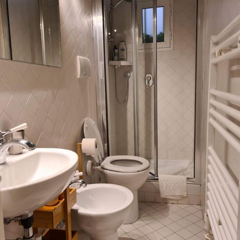 Green Chic Flat in Centre near the Train Station - Appartamento con 1 Camera da Letto - 15