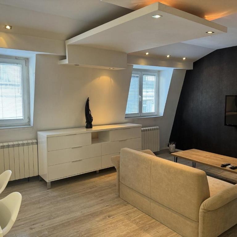 City center apartment - One-Bedroom Apartment - 1