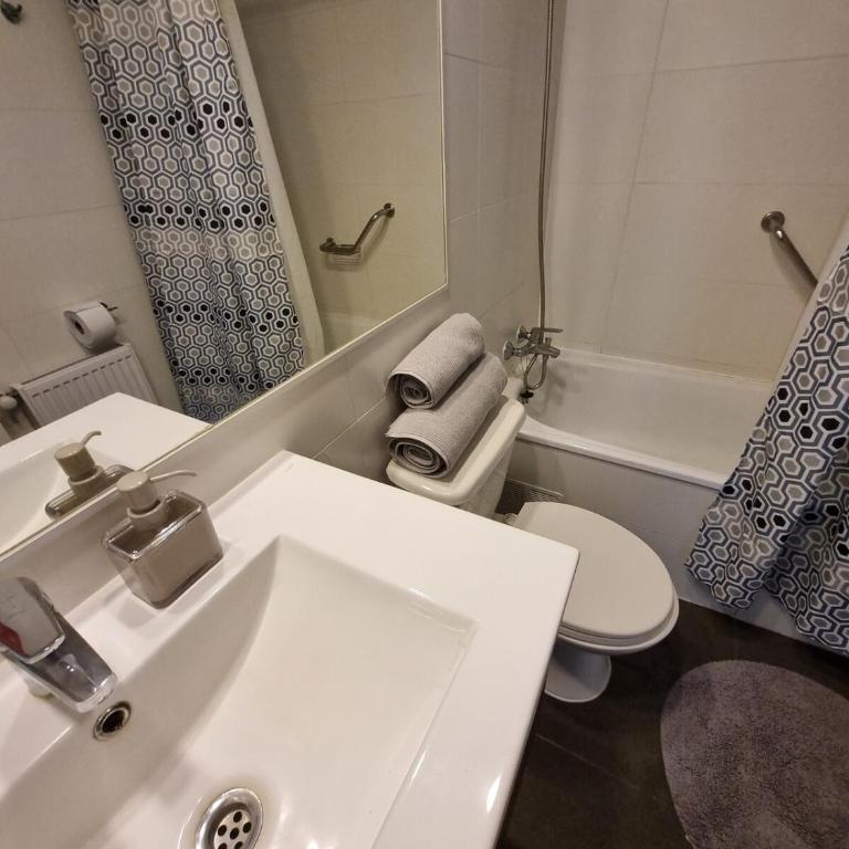 Departamento full equipado, wifi y TV cable - Apartamento de 2 dormitorios - 22