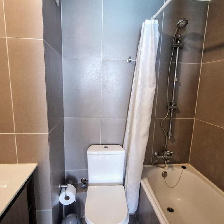 descanso frente al mar - Two-Bedroom Deluxe Apartment with Balcony - 4