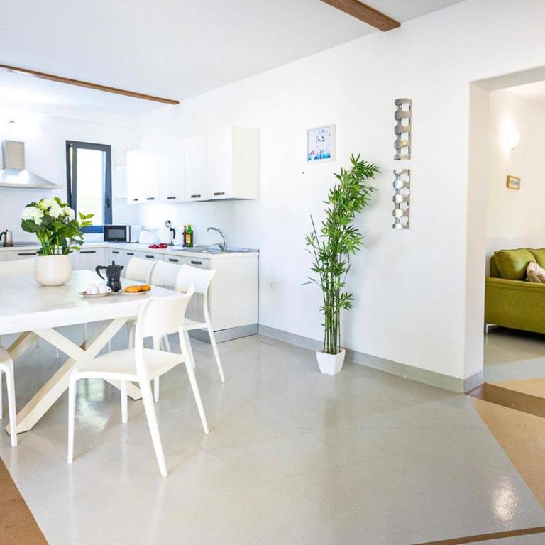Villa Trullo Delia by Villa Plus - Villa - 11