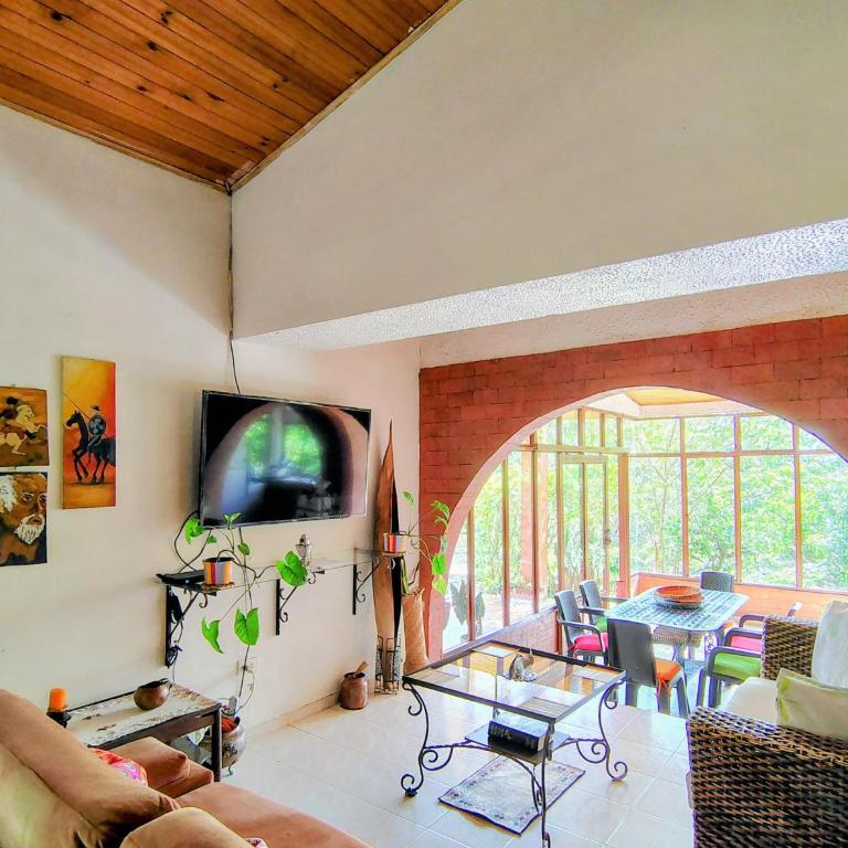 Finca El Paraíso - Three-Bedroom Chalet - 7