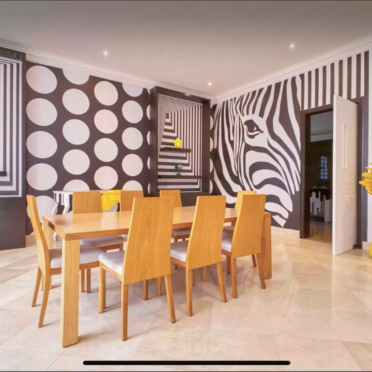Pink House Exclusive Celebrity Mansion, Poblado - Villa de 1 dormitorio - 3