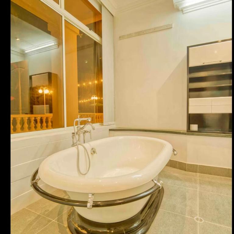 Pink House Exclusive Celebrity Mansion, Poblado - Villa de 1 dormitorio - 7