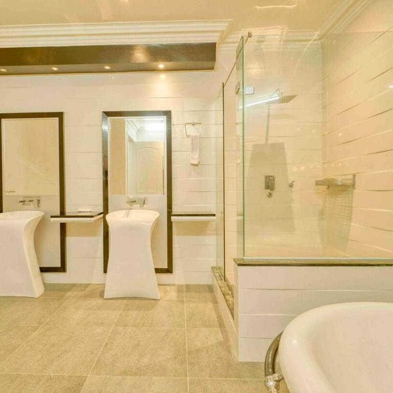 Pink House Exclusive Celebrity Mansion, Poblado - Villa de 1 dormitorio - 23