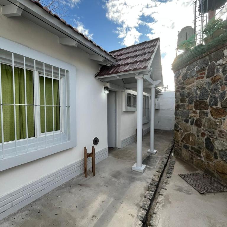 Departamento Colectora - Casa de 2 dormitorios - 9