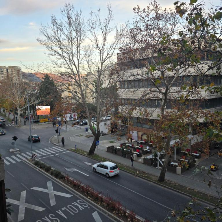 City Lux - One-Bedroom Apartment - 12