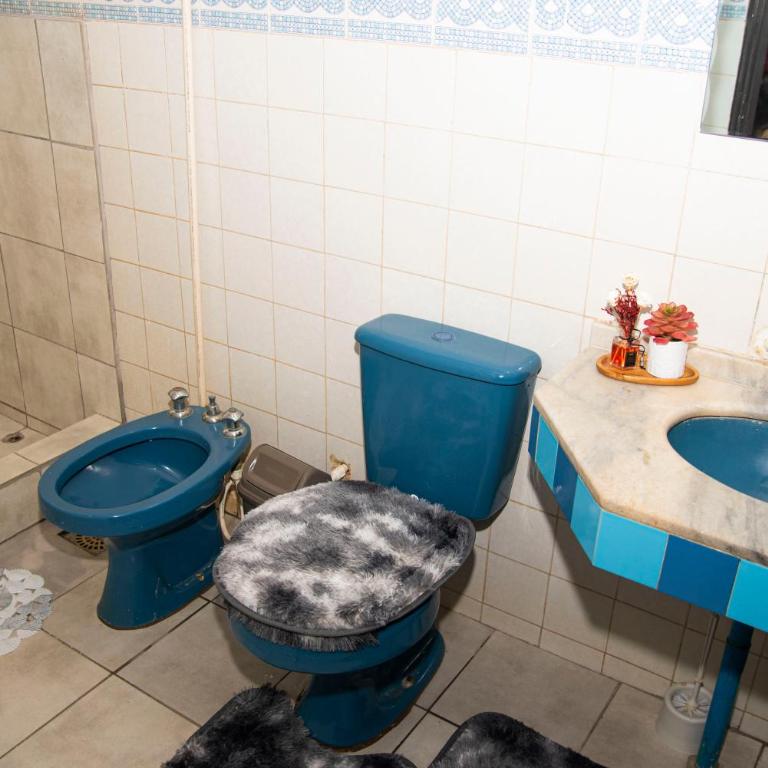 GuestHouse Encanto del Centro - Three-Bedroom Apartment with Balcony - 19