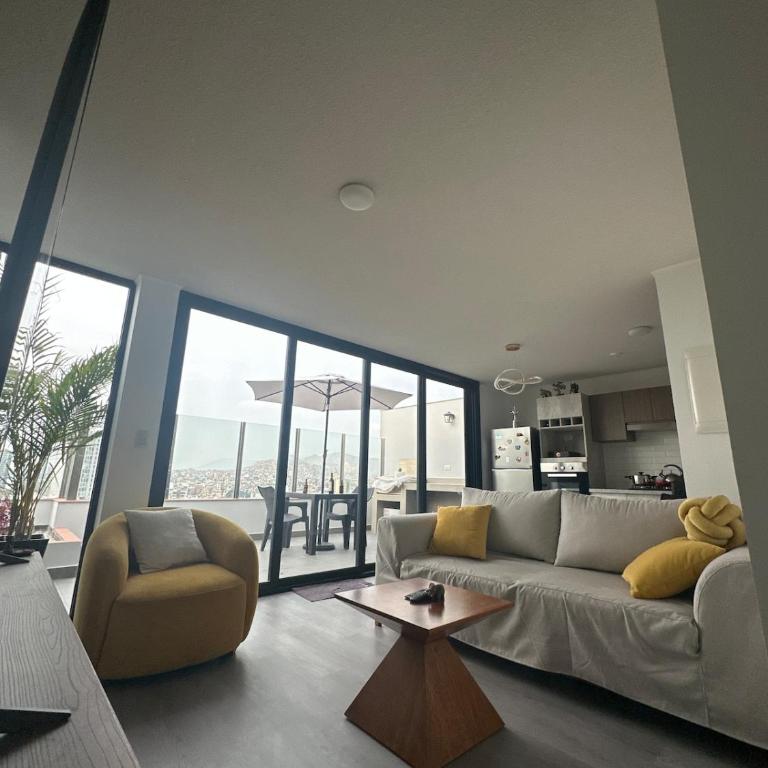 Luxury Duplex on the 15th Floor with Terrace - Apartamento de 1 dormitorio - 8