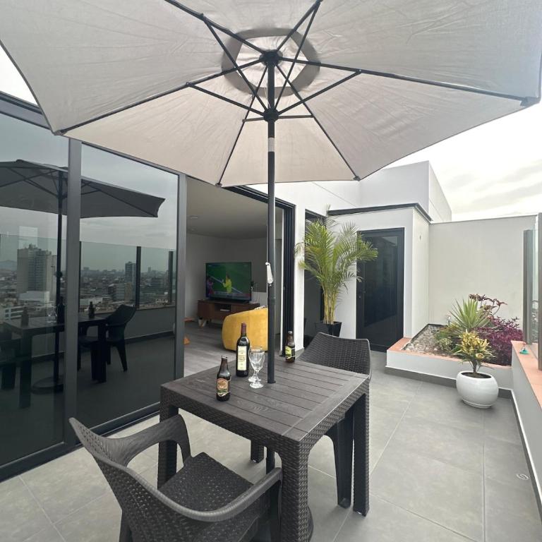 Luxury Duplex on the 15th Floor with Terrace - Apartamento de 1 dormitorio - 2