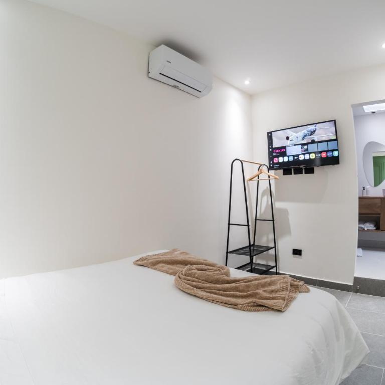 Fresco Provenza Living - Musical lifestyle - Small Double Room - 10