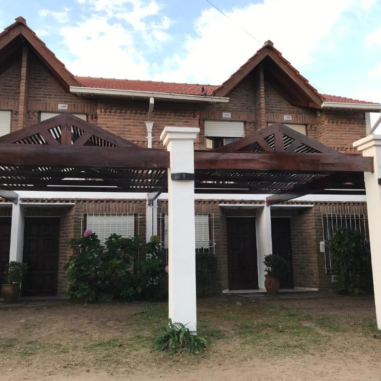 Complejo Las Tonas - Two-Bedroom Apartment - 1