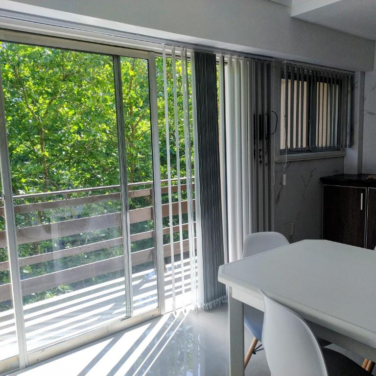 Depto en lo mejor de La Perla, a 2 cuadras de las playas de La Perla - Two-Bedroom Apartment - 3