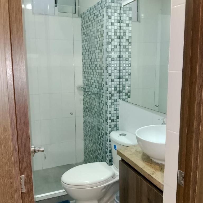Apartamento de 3 habitaciones, al norte de Barranquilla, via a Cartagena, aire acondicionado en sala y todas las habitaciones, excelenten para trabajo o descanso - Apartamento de 3 dormitorios - 16