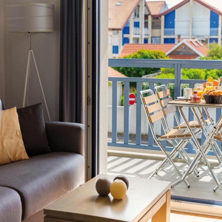 Studio in Biscarrosse near Sandy Beach - Appartement - 6