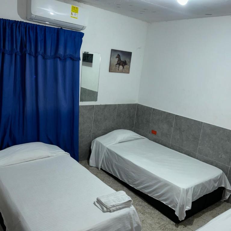 Hoteles & Restaurantes Doña Nerta - Double Room - 3