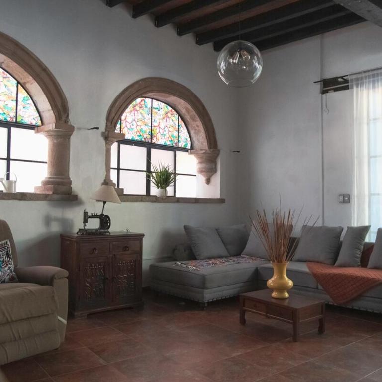 Palomar House in Marfil Guanajuato - Eight-Bedroom House - 1