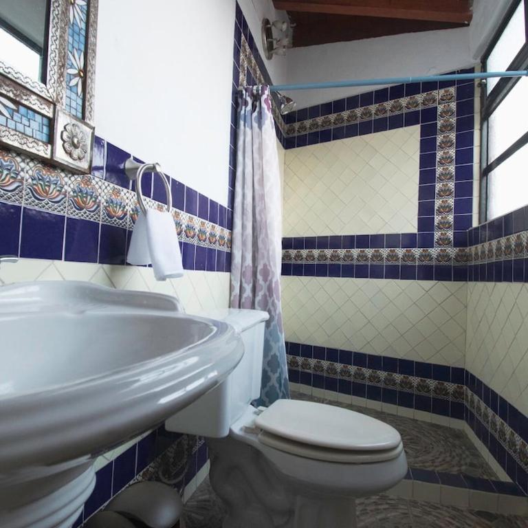 Palomar House in Marfil Guanajuato - Eight-Bedroom House - 38