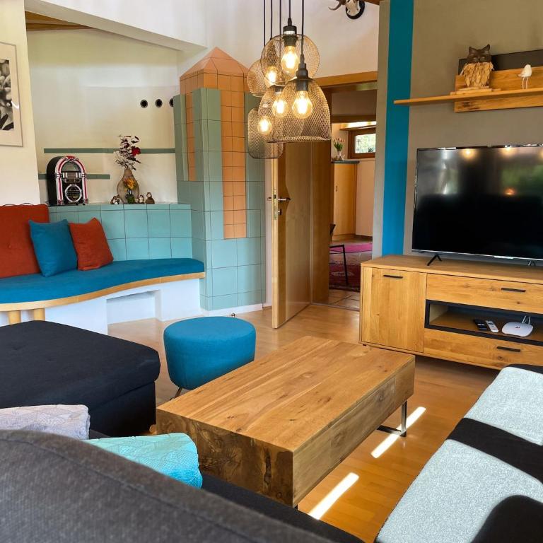 Chalet Leutasch with Ski Trail & Mountain Views - Ferienhaus mit 3 Schlafzimmern - 13