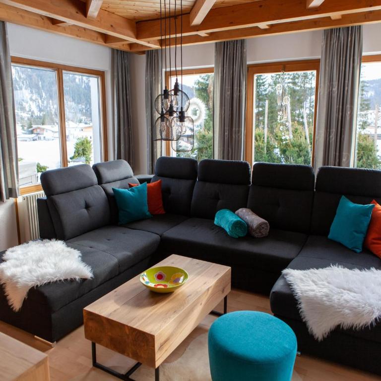 Chalet Leutasch with Ski Trail & Mountain Views - Ferienhaus mit 3 Schlafzimmern - 5