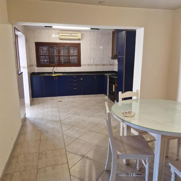 Casa céntrica - Two-Bedroom House - 2
