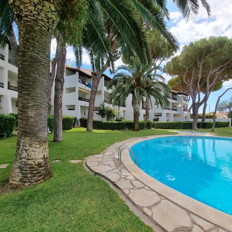 Apartamento con terraza y piscina a 300m de la playa - HISP-236-182 - Appartement - 3