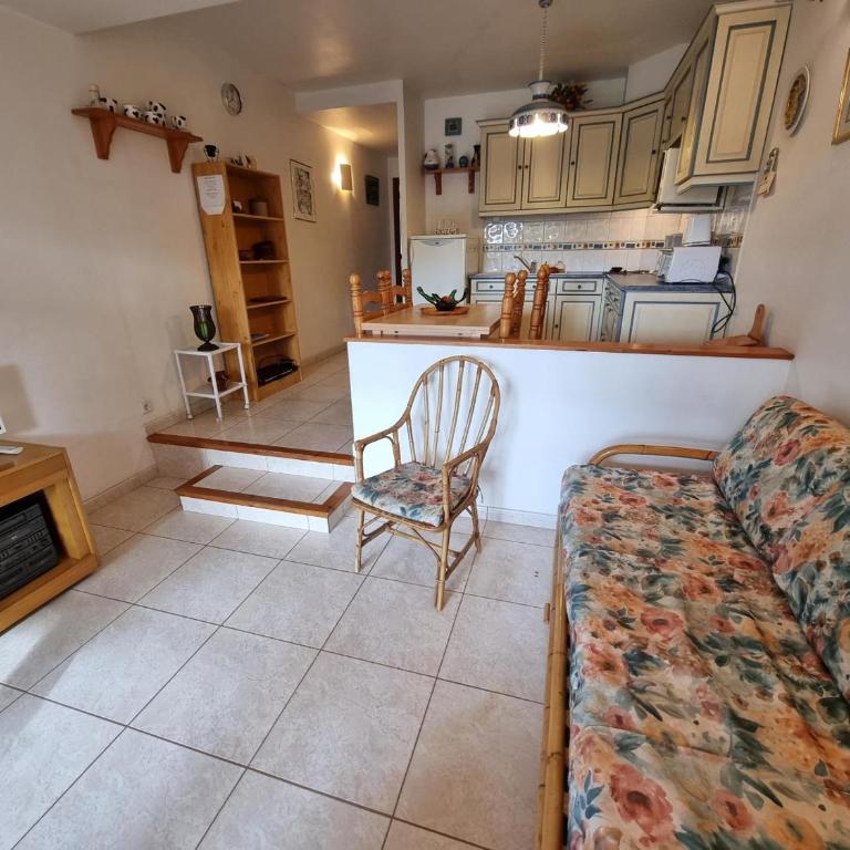 Apartamento con terraza y piscina a 300m de la playa - HISP-236-182 - Appartement - 9