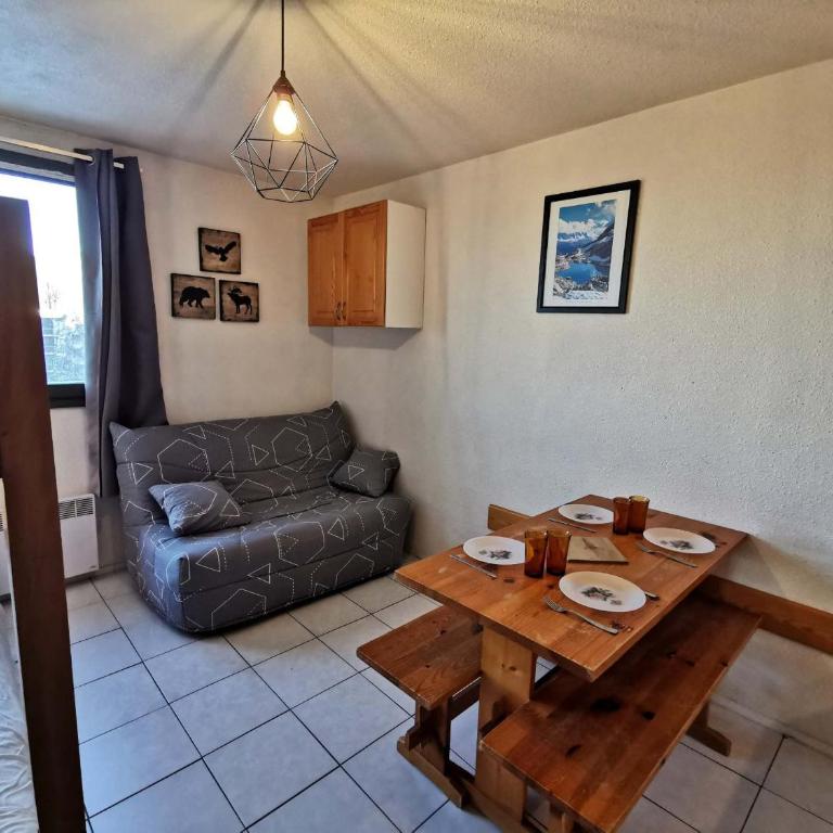Studio familial au coeur des 7 Laux pour 4 personnes - Studio - 8