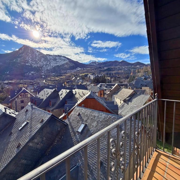 Ático Miraestrela: Dúplex con Vistas a Sallent - Apartment with Mountain View - 12