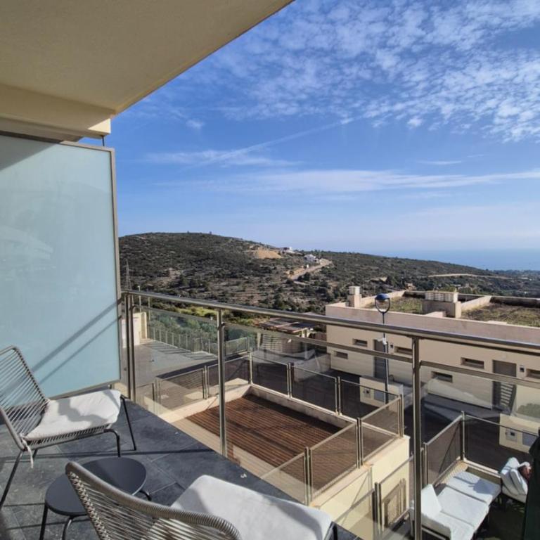 Piscina, Barbacoa, Jardín privado, Adosado familiar 160 m, vistas al mar y montaña, 7 personas, wifi, mascotas - Casa Unifamiliar de 2 dormitorios - 85